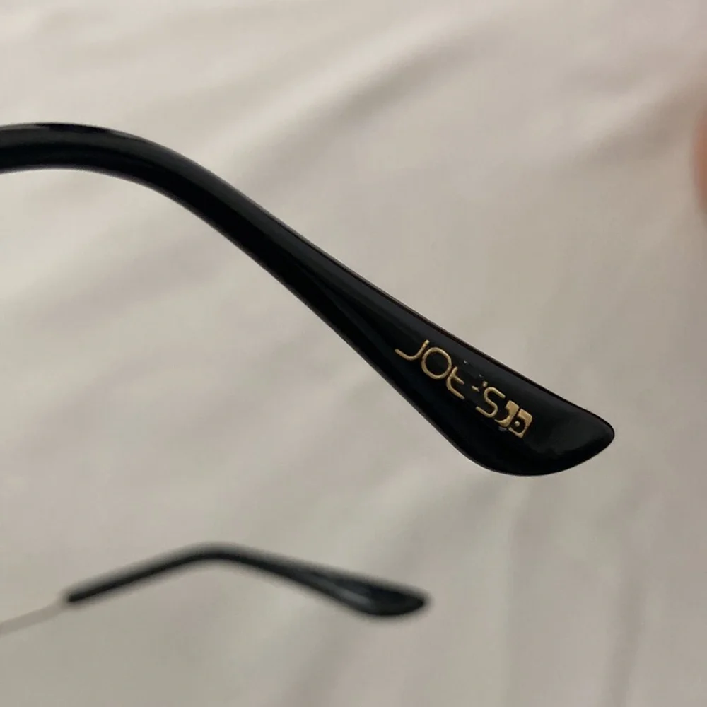 Joe’s Silver Tinted Lens Maximum UV Protection Sunglasses With Bling New